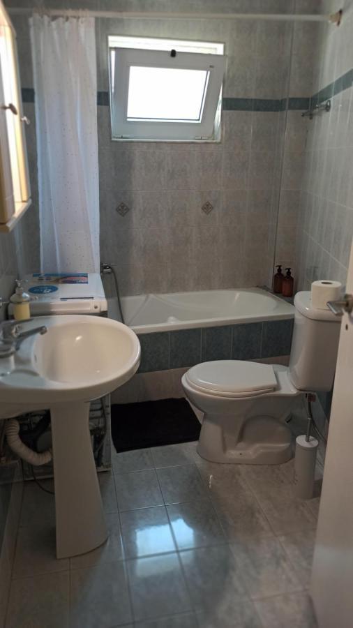 Cozy Flat Close To The Airport/Port And Center Nea Alikarnassos Exterior photo